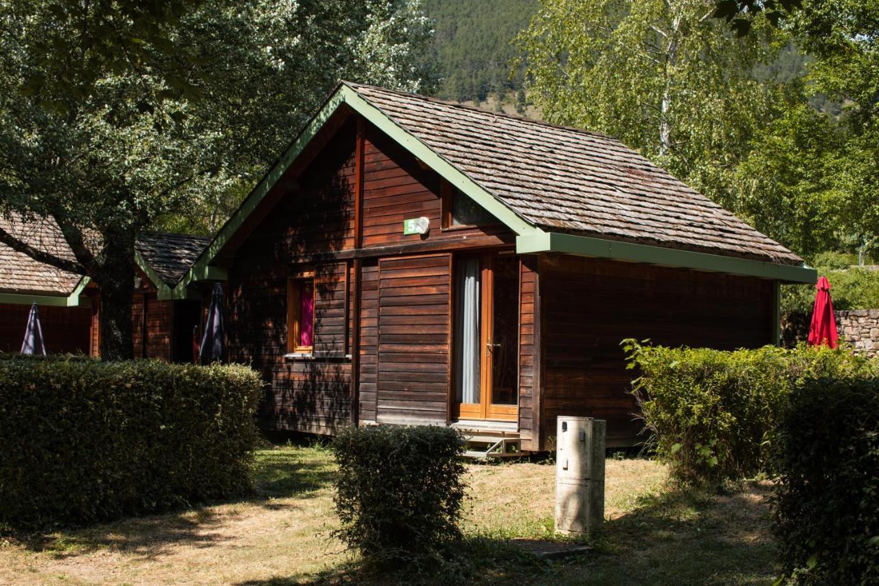 Camping Le Pre Morjal Ispagnac ภายนอก รูปภาพ